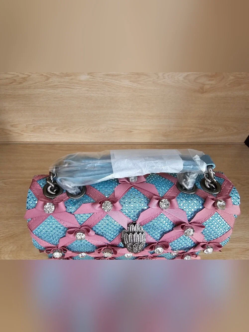 Kurt Geiger London Medium Bow Kesington Bag. - Picture 5 of 10